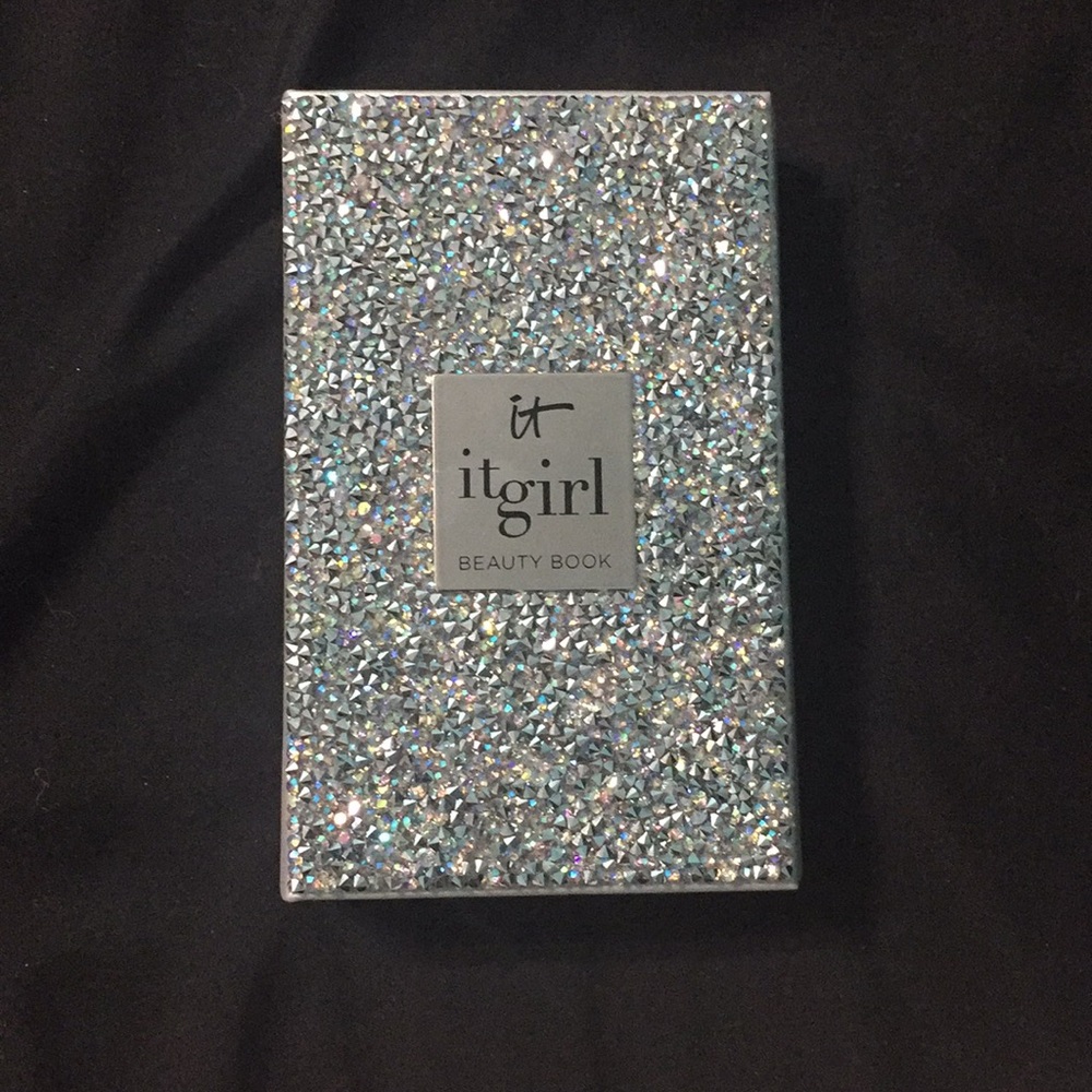 It Beauty Book